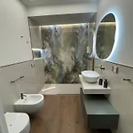 Luxury - Metropolitana M4- San Babila -stadio San Siro - Duomo - Aeroporto Linate - Castello Sforzesco 밀라노