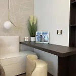 Luxury - Metropolitana M4- San Babila -stadio San Siro - Duomo - Aeroporto Linate - Castello Sforzesco 밀라노