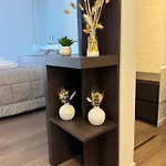 아파트 Luxury - Metropolitana M4- San Babila -stadio San Siro - Duomo - Aeroporto Linate - Castello Sforzesco *
