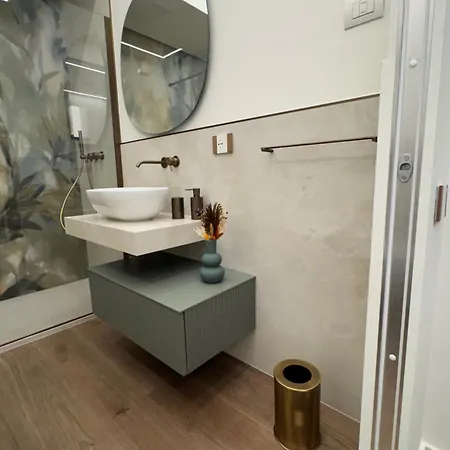 Διαμέρισμα Luxury - Metropolitana M4- San Babila -stadio San Siro - Duomo - Aeroporto Linate - Castello Sforzesco Μιλάνο